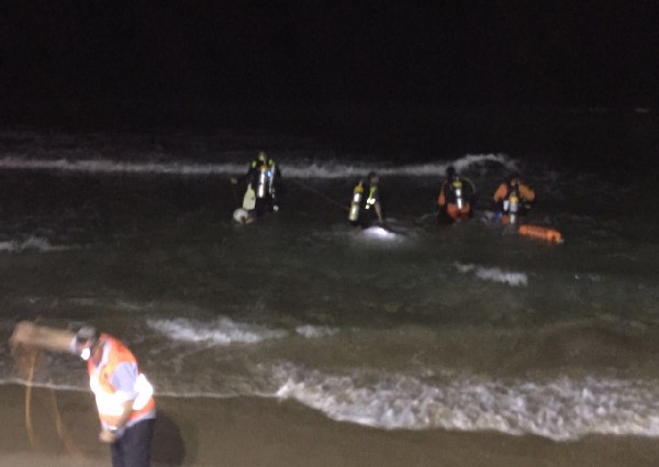 טביעה במכמורת גופת אשה נמשתה מהים בחוף מכמורת