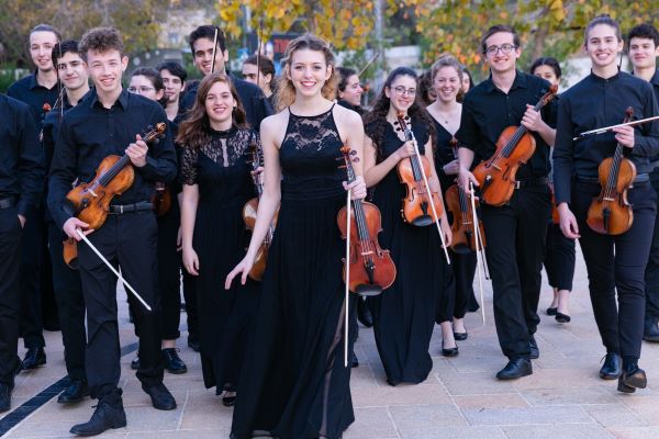 התזמורת הפילהרמונית  מוסיקאים צעירים מהשרון ינגנו בקונצרט הקיץ של הפלהרמונית