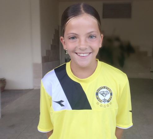 ספורט נוער - גם בנות משחקות כדורגל