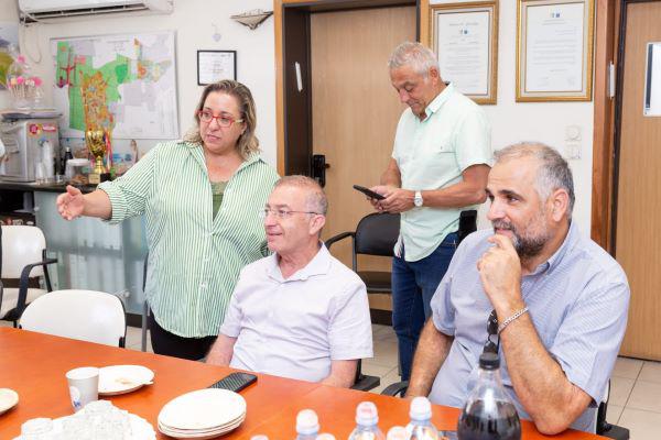  מנכ"ל חברת החשמל בבשורה לקדימה צורן