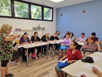 מועדון חדש לוותיקי העיר "מועדון חמניות"