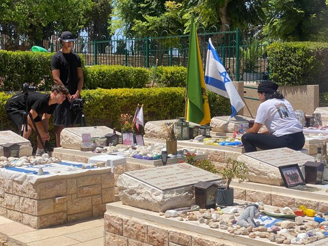  'אח שלי בלב': הנצחה של אחים ואחיות שכולים ממלחמת חרבות ברזל