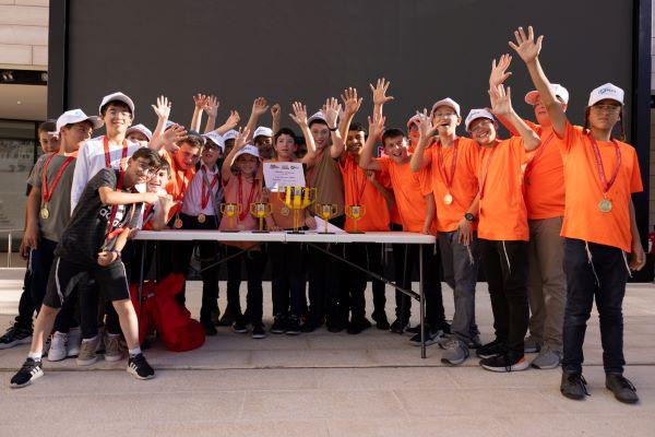  תלמידי החינוך החרדי מנתניה  זכו בתחרות הרובוטיקה
