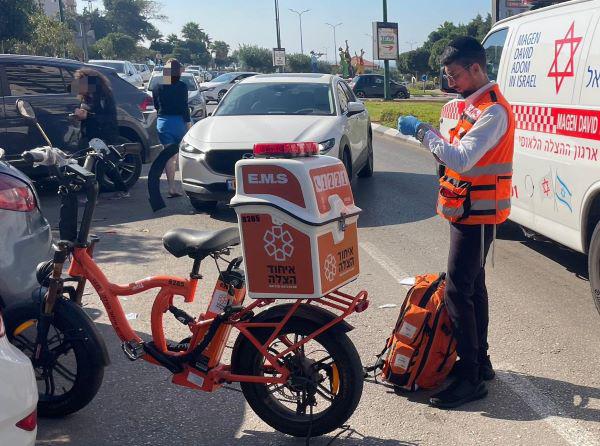  רוכב אופנוע נפצע בינוני בתאונה בנתניה