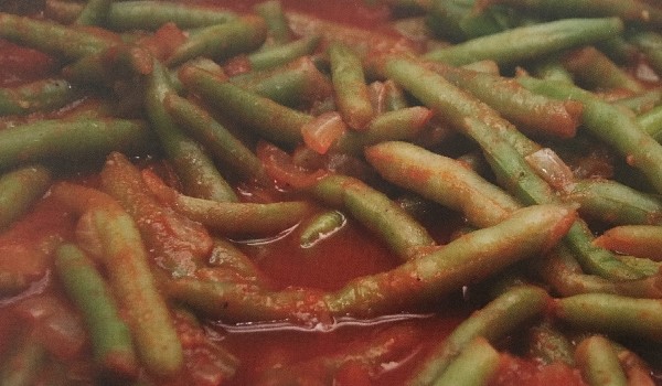 שעועית ירוקה ברוטב עגבניות