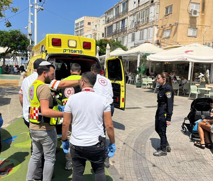  פועל נחתך ממסור חשמלי בנתניה - מצבו בינוני