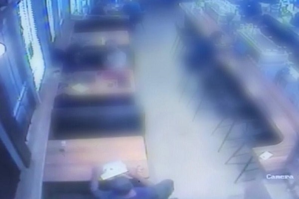 צילום | דוברות המשטרה תושב נתניה חשוד שגנב מחשב נייד בבית קפה