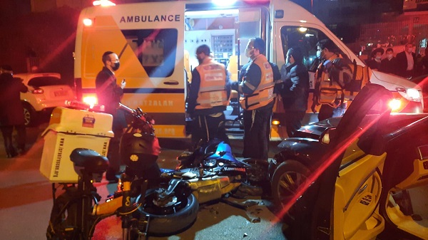 רוכב אופנוע נפצע קשה בתאונה בנתניה