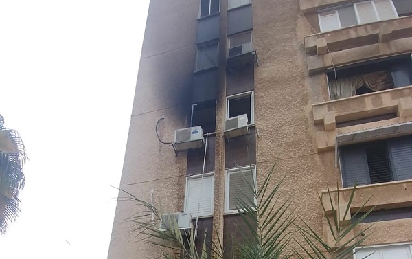 חדשות מקומיות - אדם חולץ משריפה שפרצה בדירה בנתניה