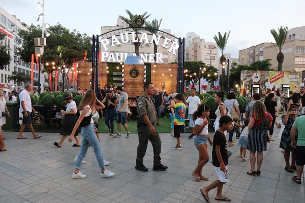 רכילות בנתניה - אלפי משתתפים בפסטיבל הבירה בנתניה