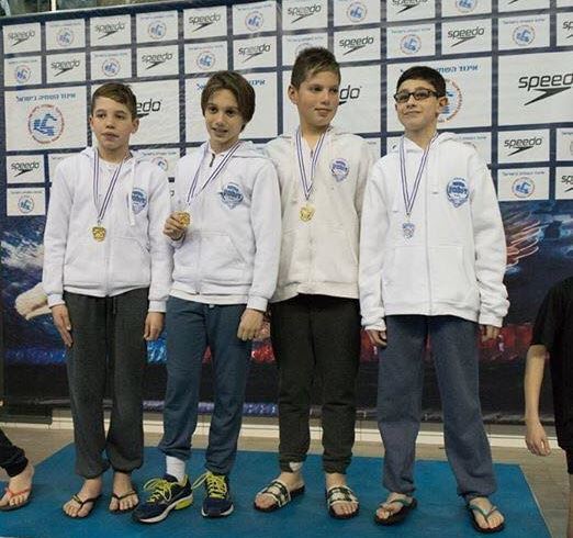 דולפיני העתיד: אליפות השחייה בגילאים צעירים