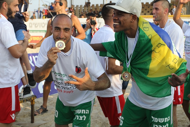 חדשות ספורט - אלופת החוף: כפר קאסם אלופה אחרי ניצחון על נתניה